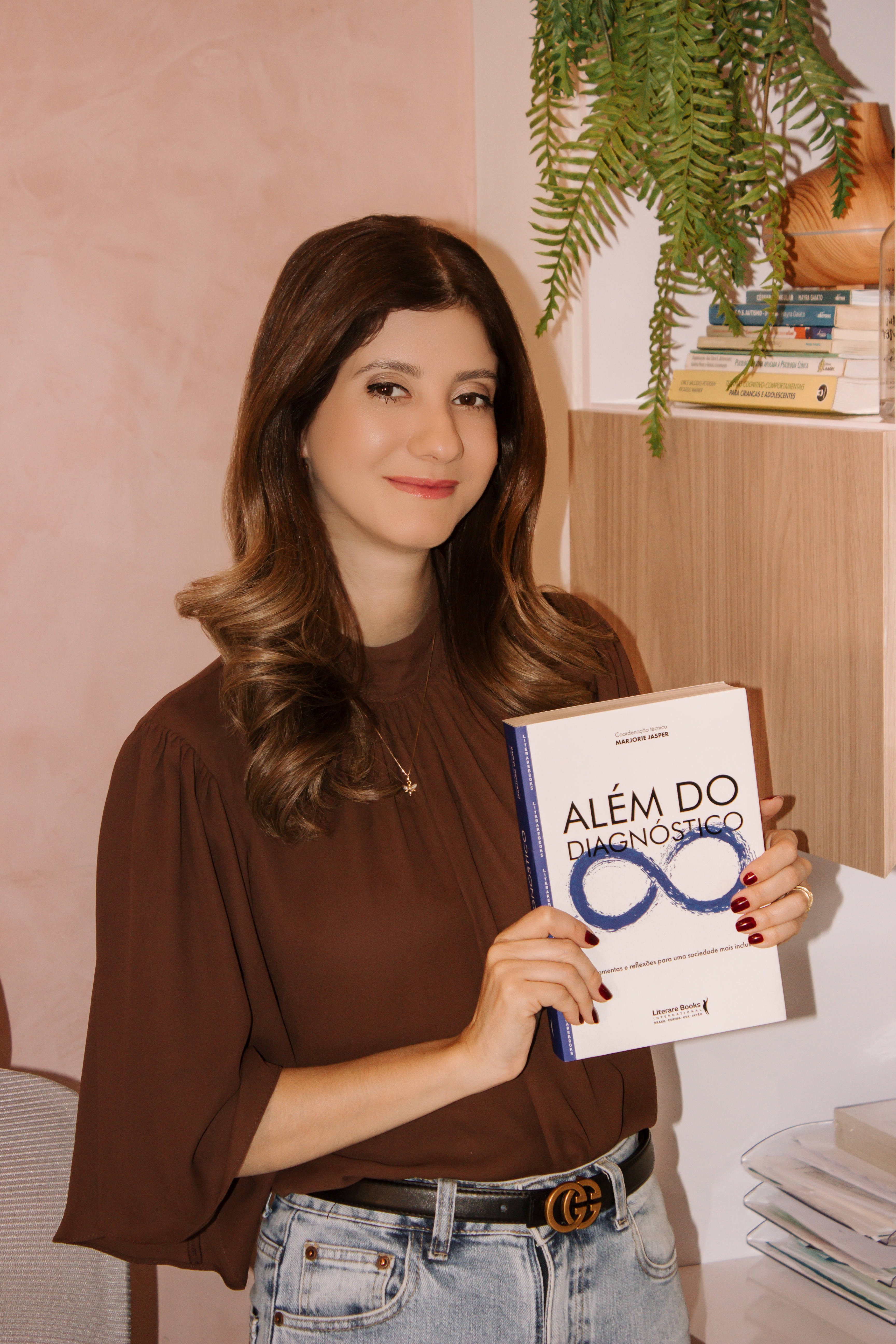 Mariana Lobo, coautora do best-seller Além do Diagnóstico